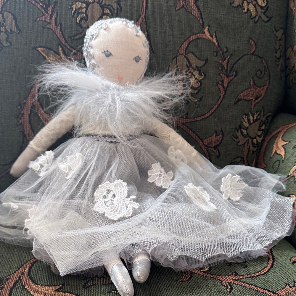 Monique Lhuillier Pottery Barn Annabelle Doll
